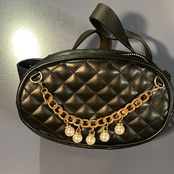 Fanny pack - Picture 1 of 2